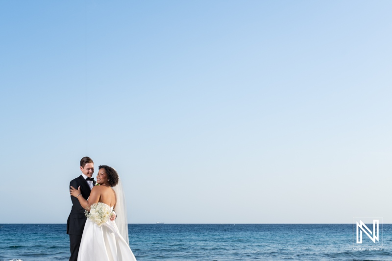 Bride and groom sunset photoshoot session