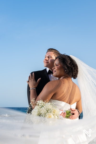 Bride and groom sunset photoshoot session