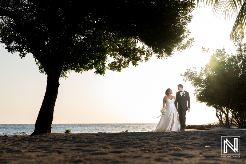 Bride and groom sunset photoshoot session