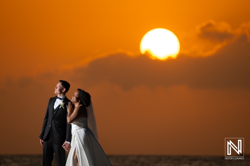 Bride and groom sunset photoshoot session