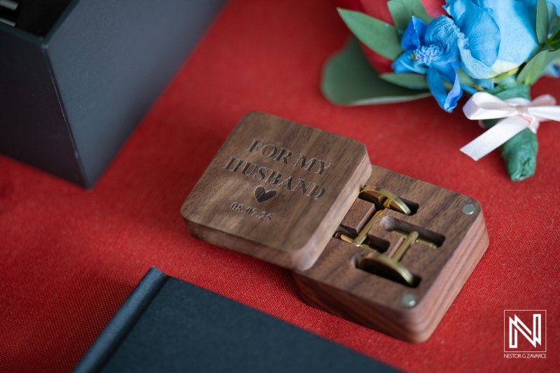 Unique gift for husband at wedding ceremony at Dreams Curacao Resort and Spa