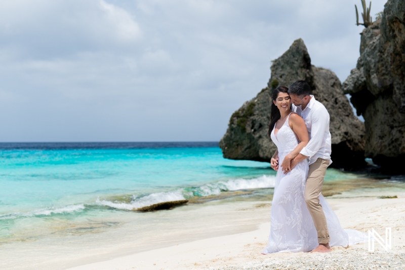 Bride and groom photoshoot session