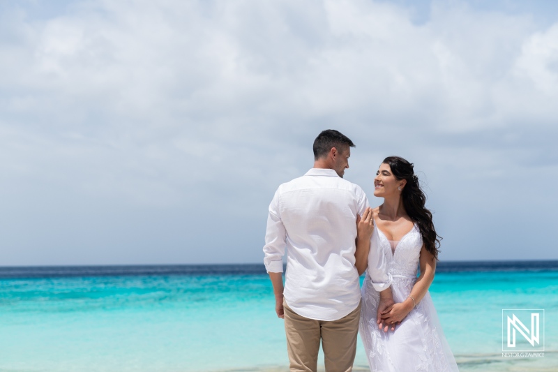 Bride and groom photoshoot session