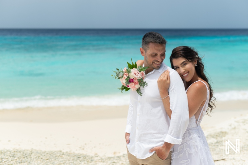 Bride and groom photoshoot session