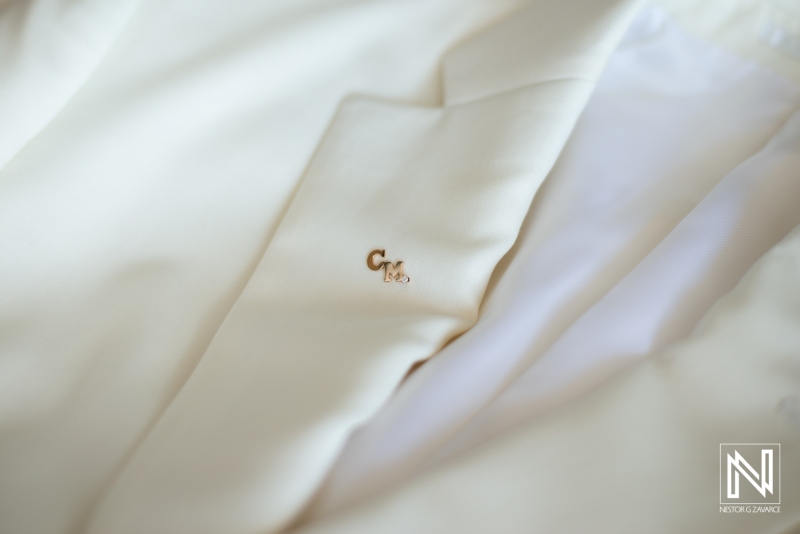 Groom's attire