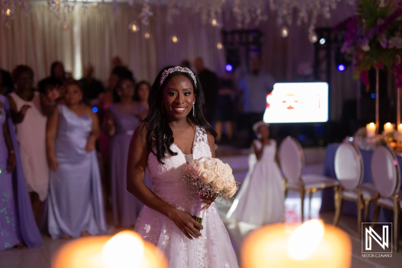 Bouquet toss