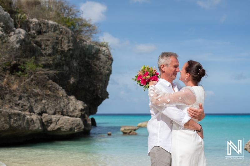 Bride and groom photoshoot session