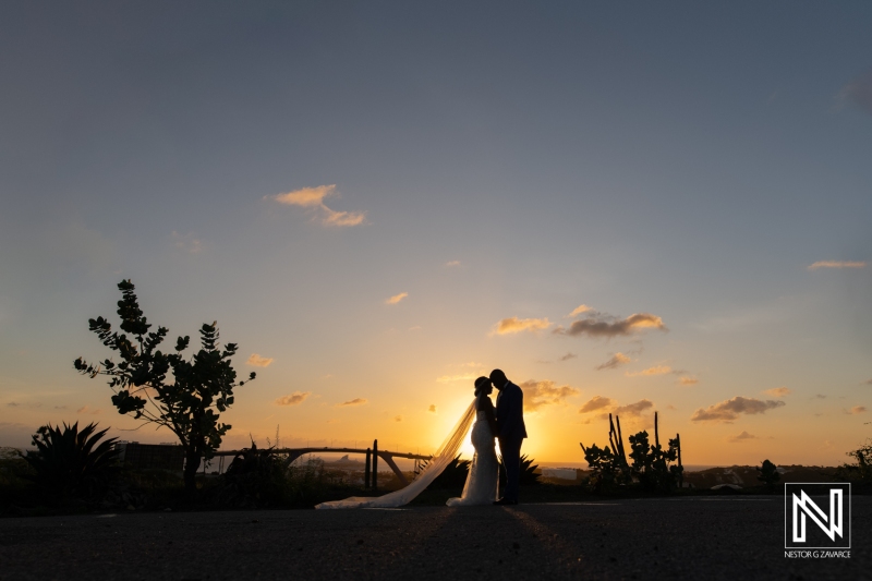 Bride and groom sunset photoshoot session