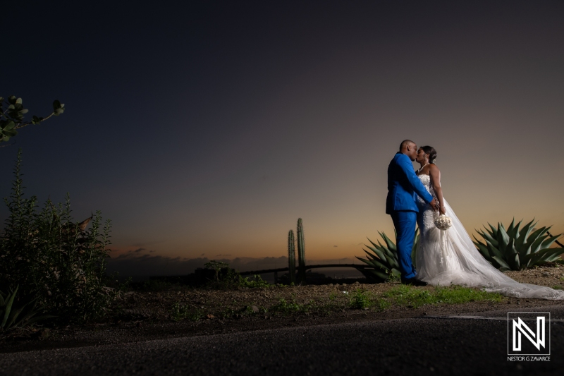 Bride and groom sunset photoshoot session