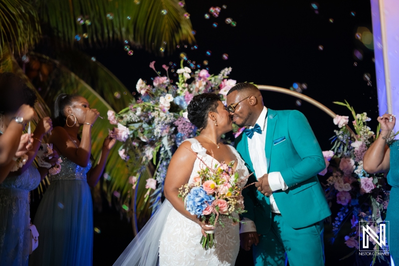 Kiss at the reception