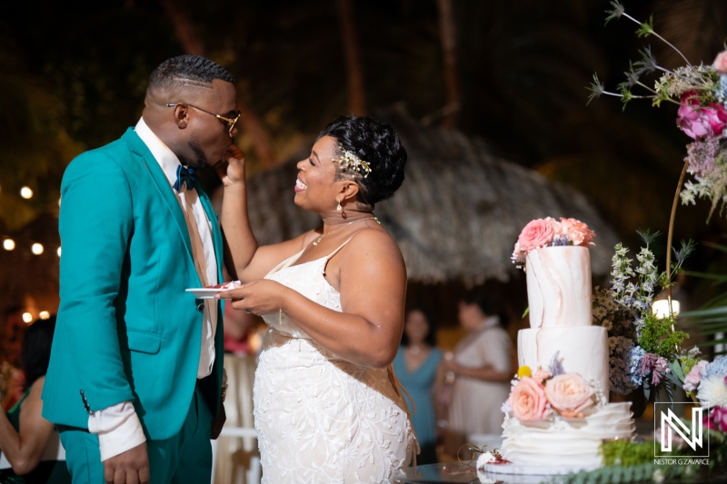 Cake cutting