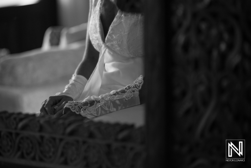 Bride gloves