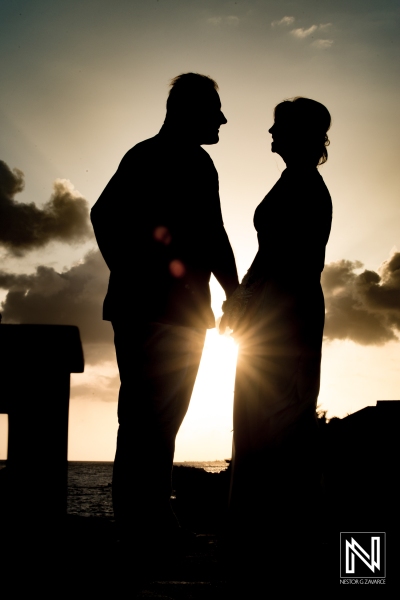 Bride and groom sunset photoshoot