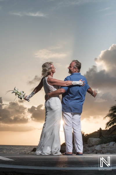 Bride and groom sunset photoshoot