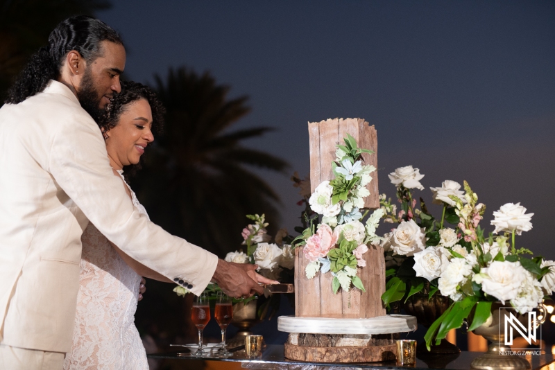 Cake cutting