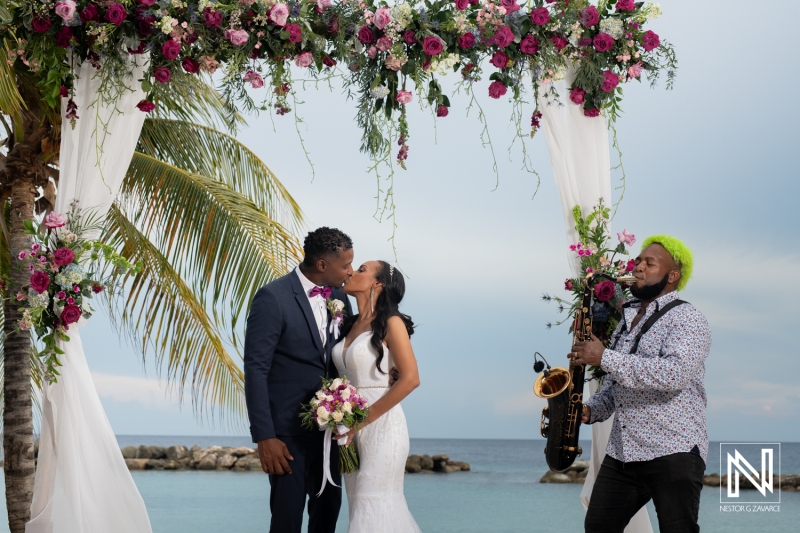 Bride and groom photoshoot session