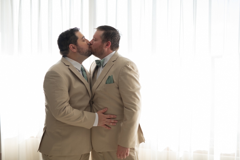 Couple's kiss