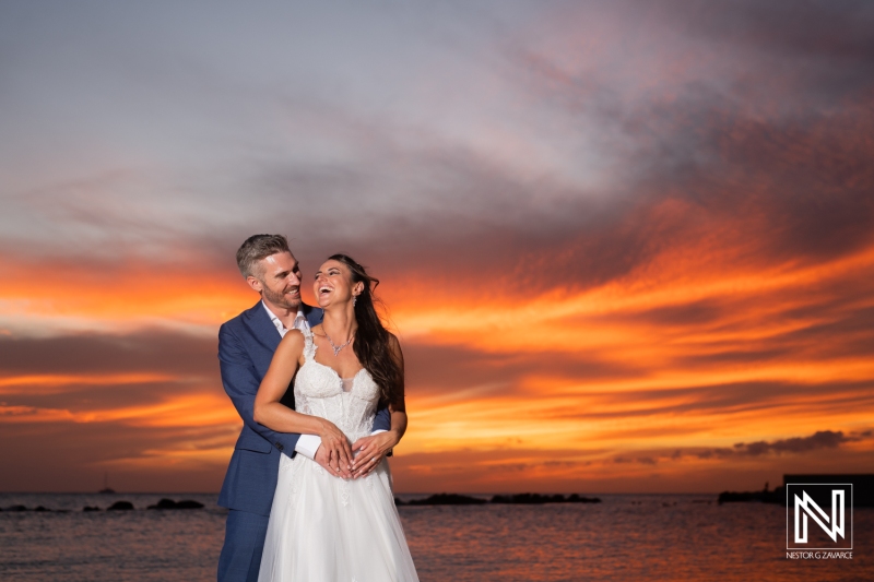 Bride and groom sunset photoshoot session
