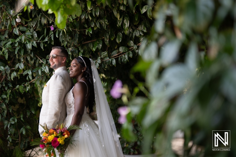 Bride and groom photoshoot session