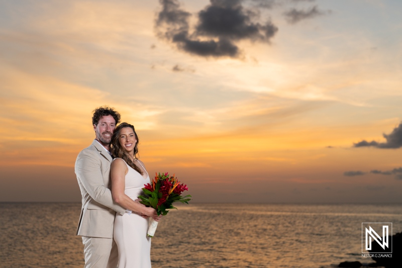 Bride and groom sunset photoshoot session