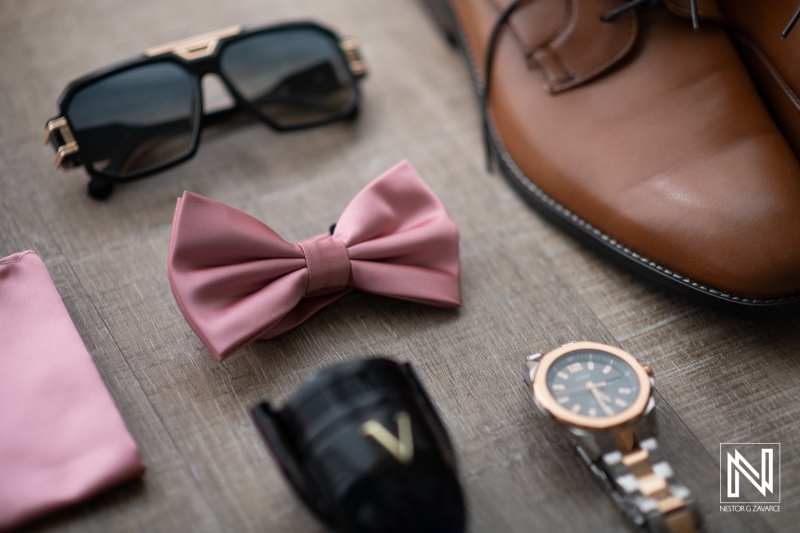 Groom's attire