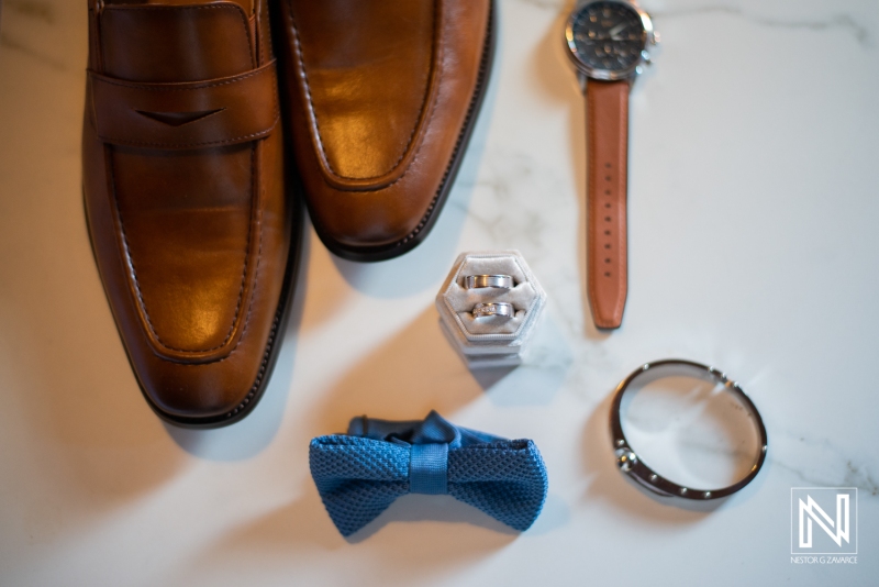 Groom's attire