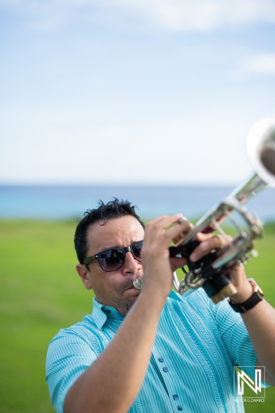 trumpeter at golf course wedding