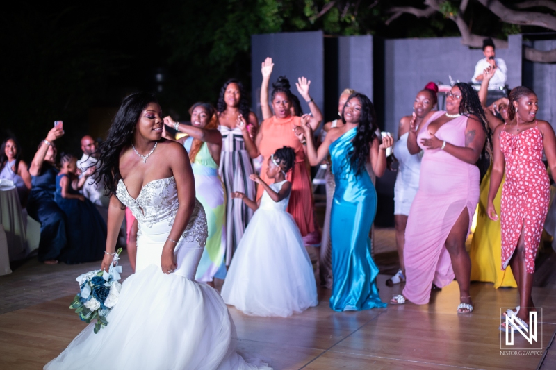 Bouquet toss